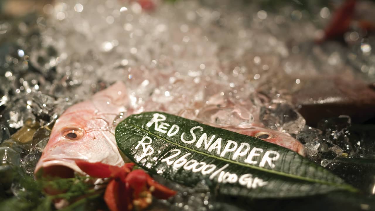 Balinese Market, Red Snapper on sale