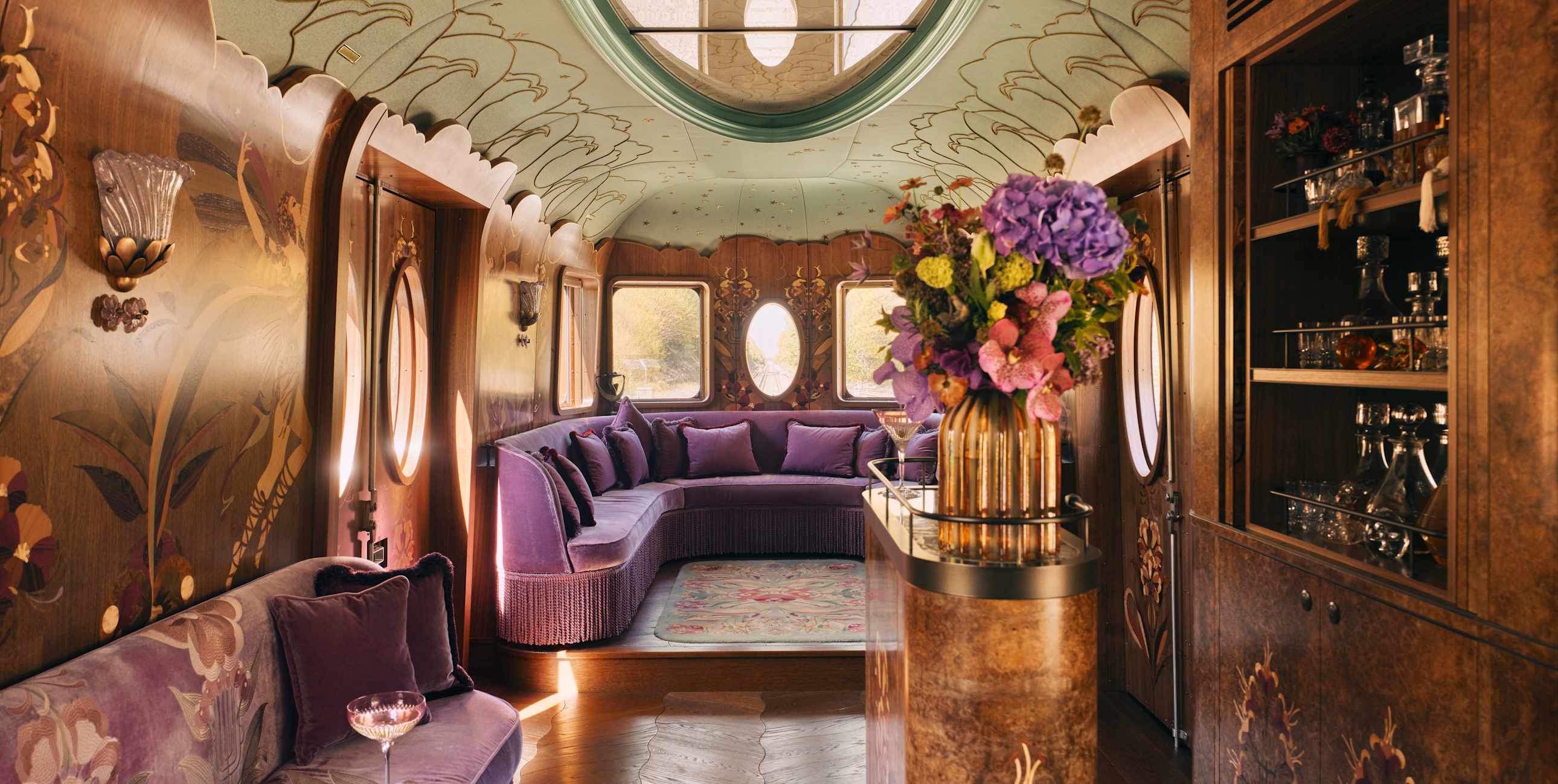 Discover Celia, the British Pullman Carriage by Baz Luhrmann 