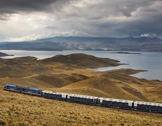 Andean Explorer running by Saracocha lake