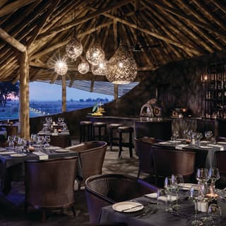 Safari Dining, Belmond Eagle Island Lodge Restaurant