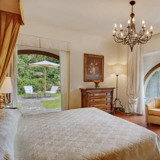 Luxury Suite in Florence, Garden and view