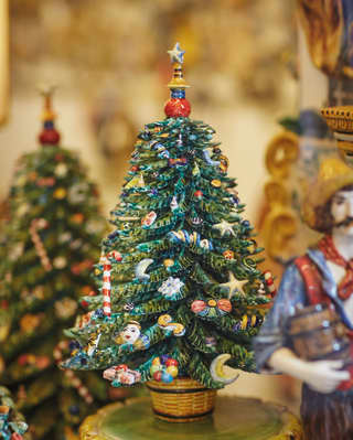 close up of a Sicilian paceline Christmas tree ornament