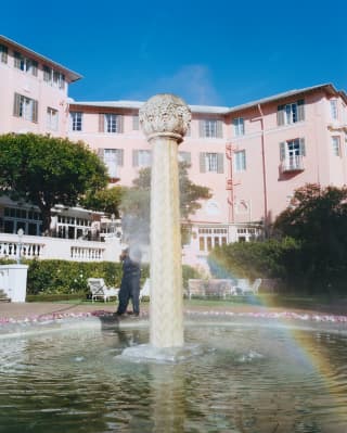 LOUIS VUITTON, Mount Nelson Hotel, Cape Town, South-Africa, The Zebra,  (Is Zebra white with black lines. or black with white lines?), pinned by  Ton va…