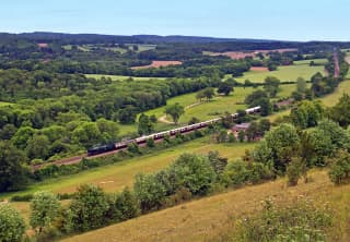 This Luxurious Train Through the English Countryside Now Hosts a Murder  Mystery Trip With a 5-course Lunch